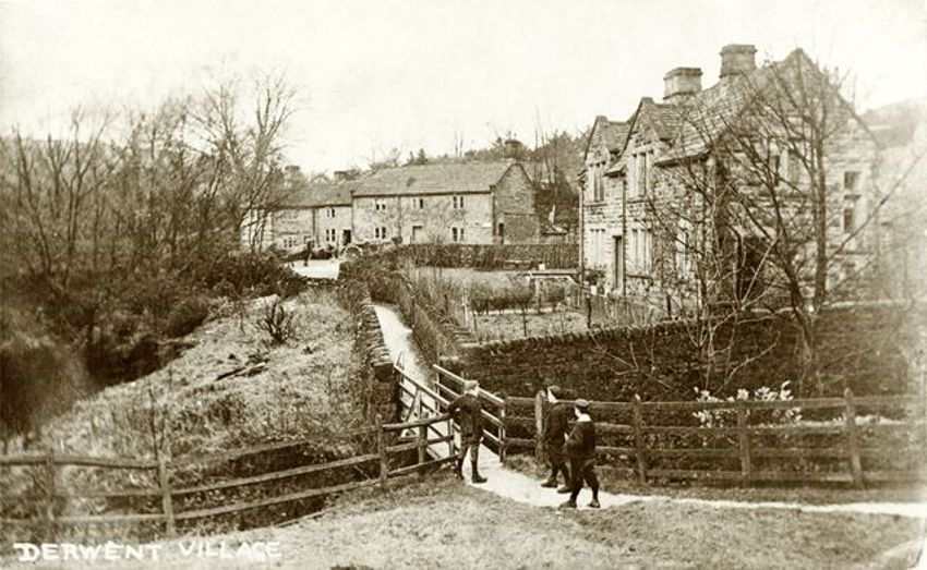 Derwent_Village